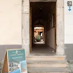 Yaroslava Osmomysla 9 Square - Center شقة