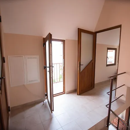 Yaroslava Osmomysla 9 Square - Center Lviv