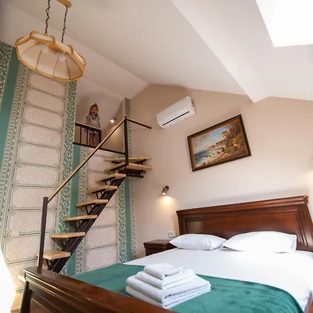 Daire Yaroslava Osmomysla 9 Square - Center *