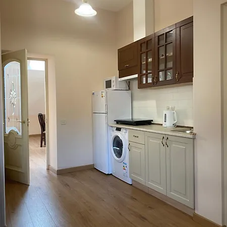 Yaroslava Osmomysla 9 Square - Center * Lviv