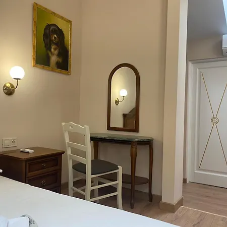 Apartment Yaroslava Osmomysla 9 Square - Center