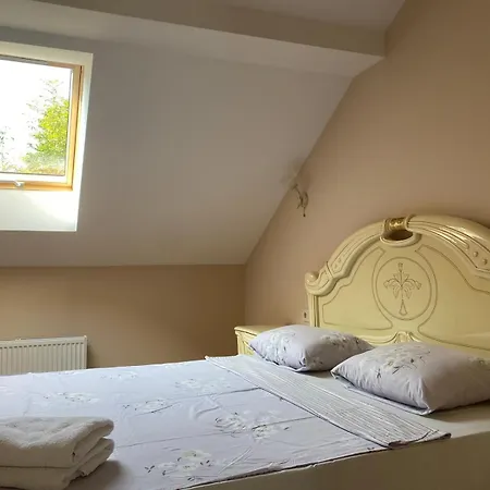 Yaroslava Osmomysla 9 Square - Center Апартаменти Львів