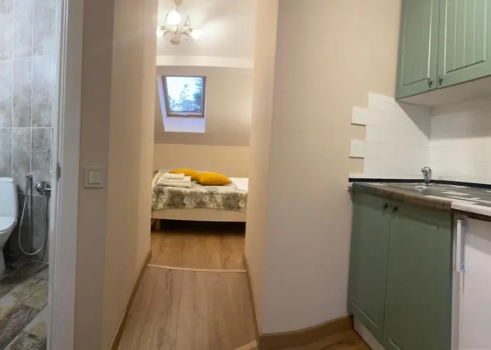 Yaroslava Osmomysla 9 Square - Center Apartament Lwów