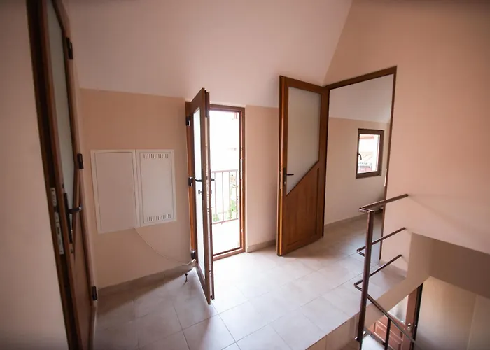 Yaroslava Osmomysla 9 Square - Center Lwów