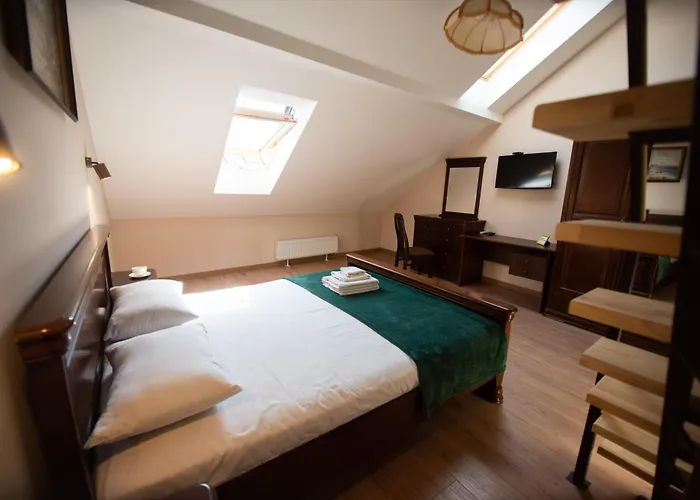 Apartament Yaroslava Osmomysla 9 Square - Center Lwów