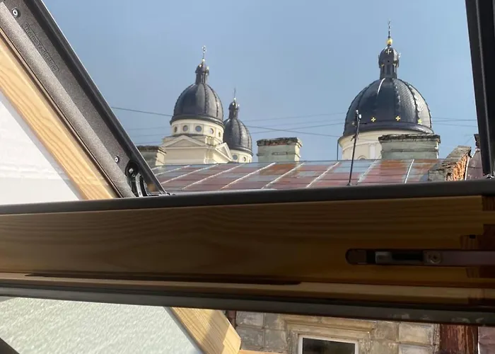 Apartment Yaroslava Osmomysla 9 Square - Center *