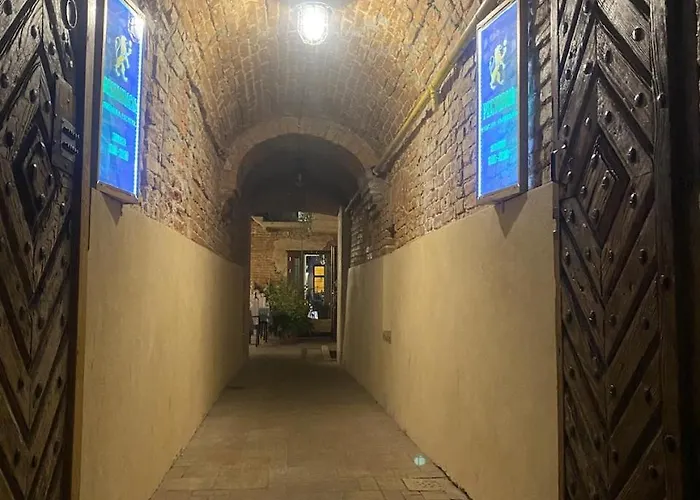 Yaroslava Osmomysla 9 Square - Center * Lviv